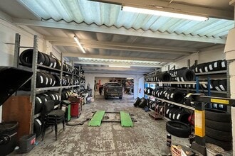 Porte Marsh Rd, Calne for lease Interior Photo- Image 1 of 4