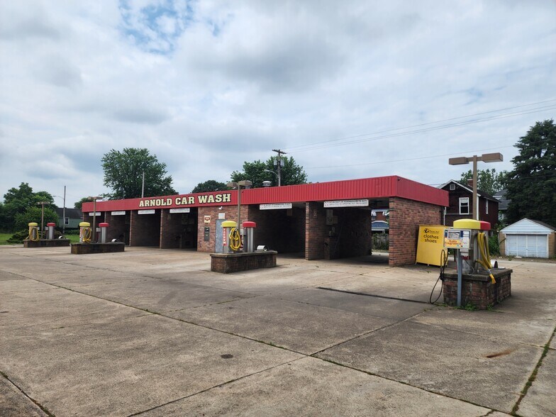 600 14th St, Arnold, PA à vendre - Photo principale - Image 1 de 13