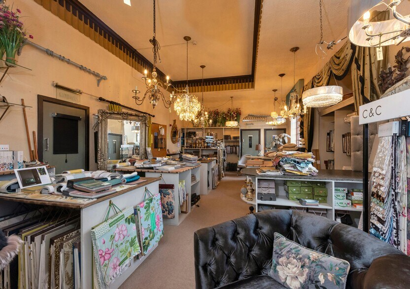 142 Ombersley Rd, Worcester à vendre - Photo du bâtiment - Image 3 de 24