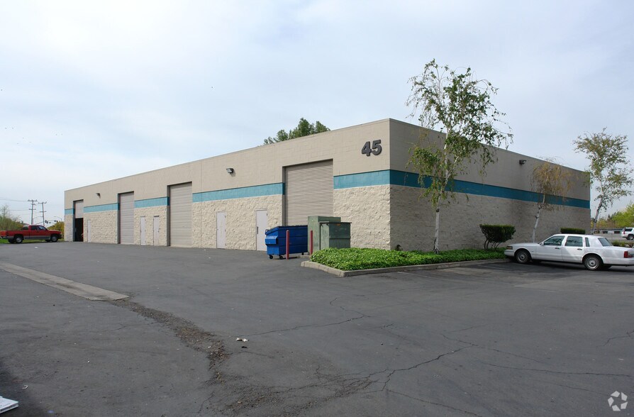 45 Quinta Ct, Sacramento, CA for sale - Building Photo - Image 2 of 2