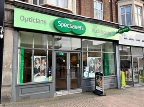 60C Station, Upminster for lease Building Photo- Image 1 of 3