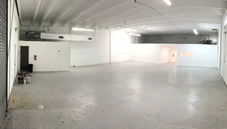 2250 SW 30th Ave, Hallandale, FL for lease - Interior Photo - Image 2 of 11