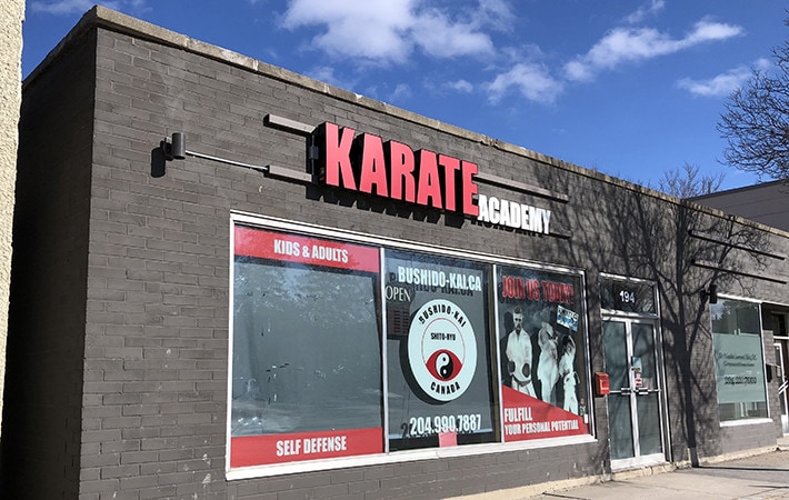 194 Taché Ave, Winnipeg, MB à vendre Photo principale- Image 1 de 1