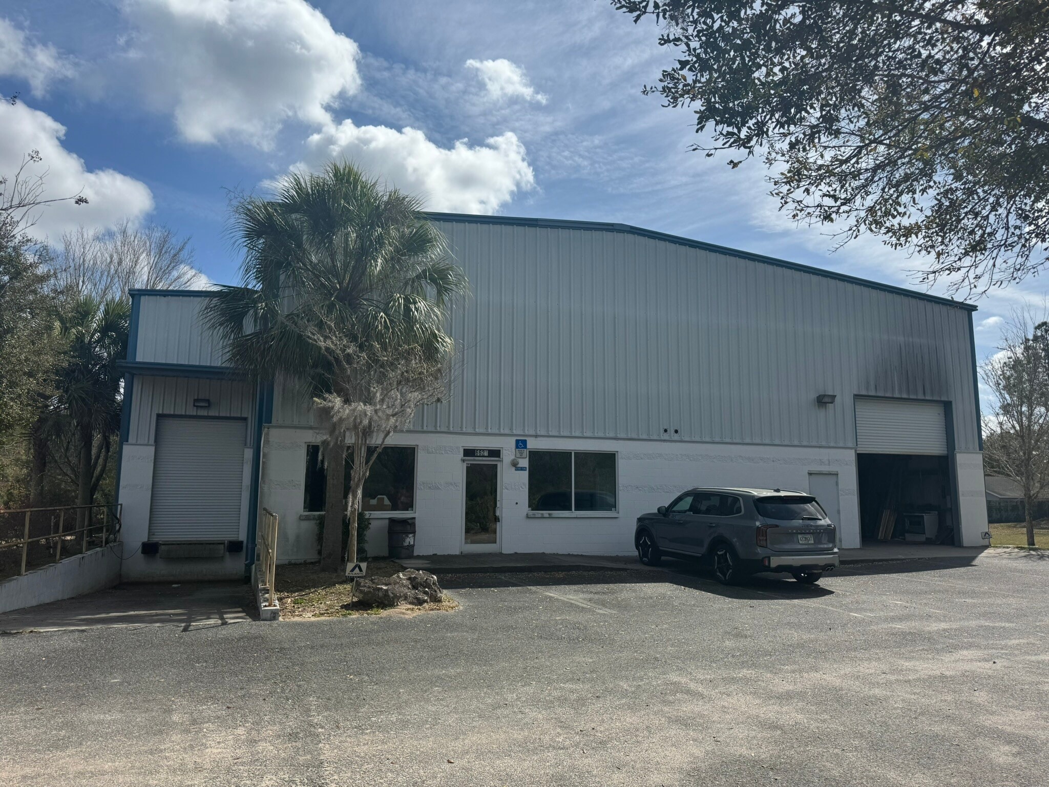 6621 NW 16th St, Gainesville, FL for lease Interior Photo- Image 1 of 12