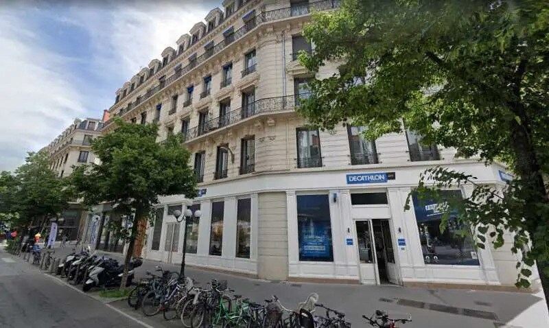 Bureau dans Lyon à louer Photo du bâtiment- Image 1 de 8