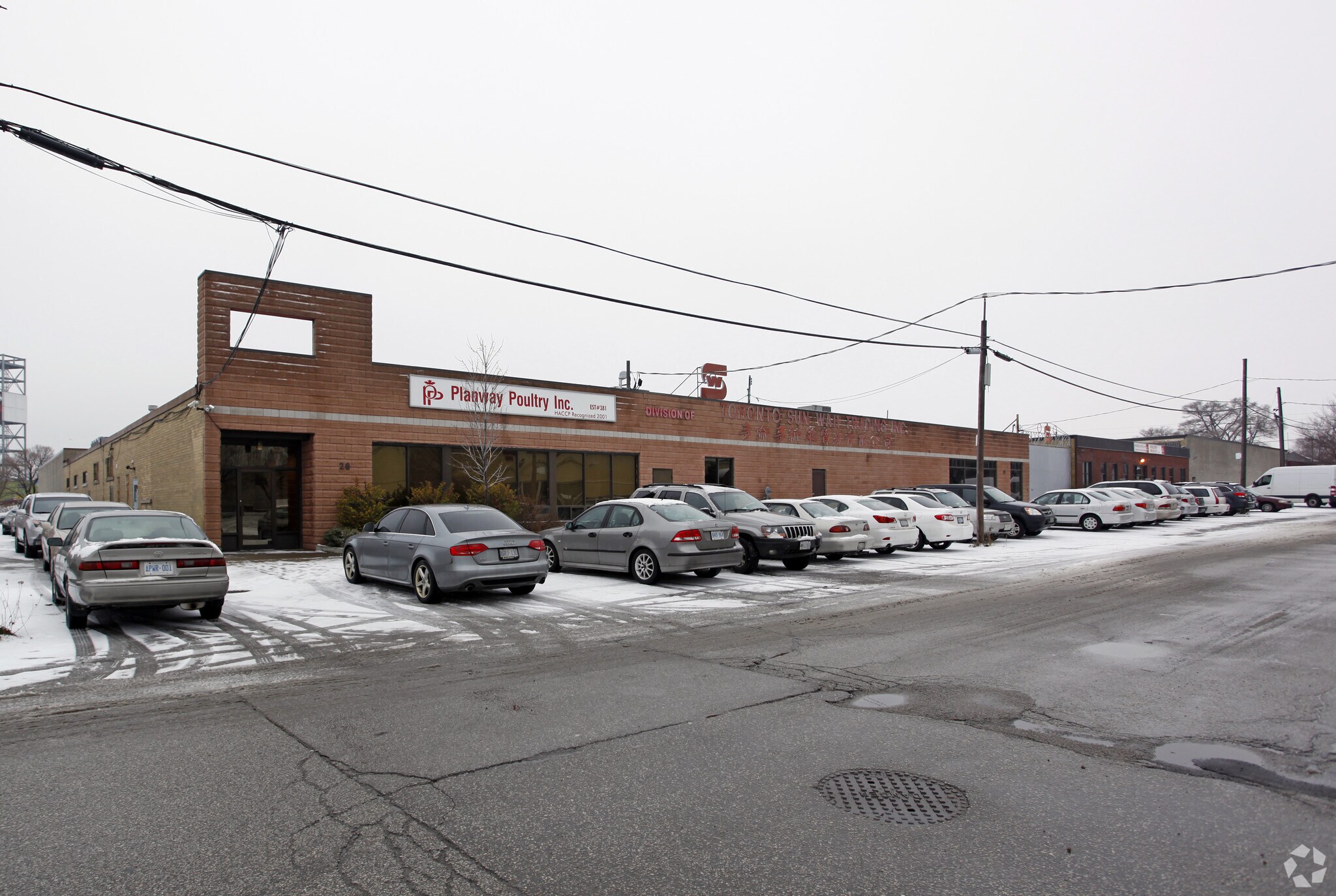 10-26 Canmotor Ave, Toronto, ON à louer Photo principale- Image 1 de 3