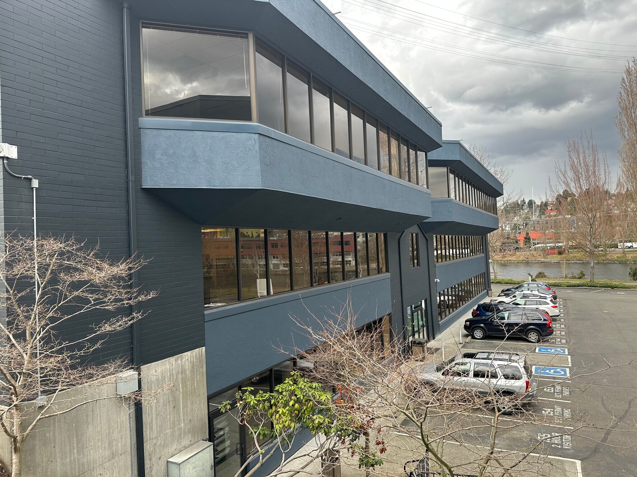 180 Nickerson St, Seattle, WA à louer Photo principale- Image 1 de 5