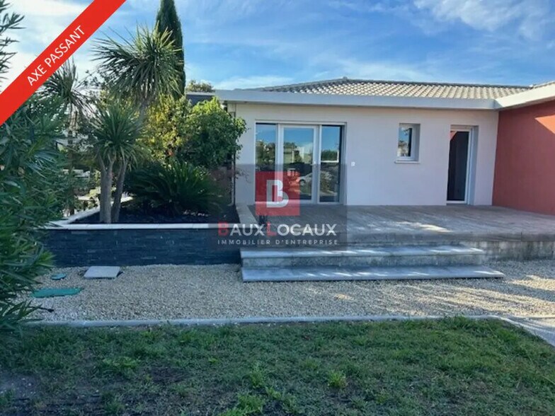 Bureau dans Marignane à louer - Photo du bâtiment - Image 2 de 12