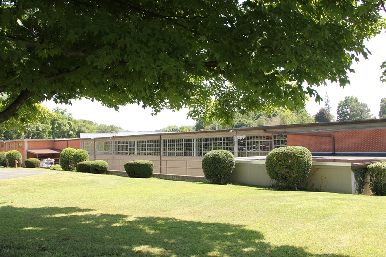 600 Hays Ave, Staunton, VA for lease Primary Photo- Image 1 of 15