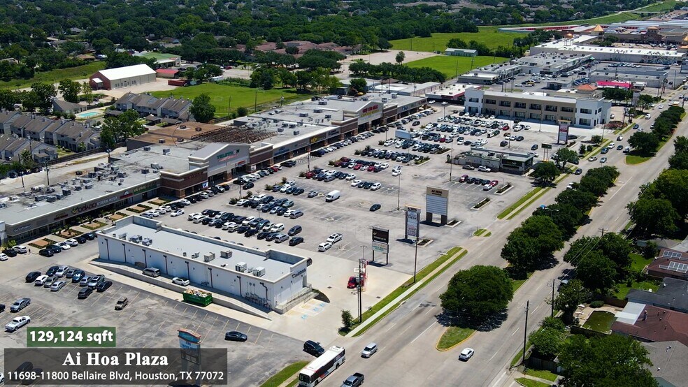 11754 Bellaire Blvd, Houston, TX à louer - Aérien - Image 3 de 4
