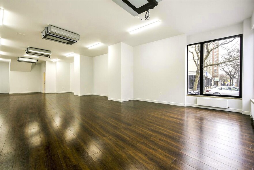 1779 First Ave, New York, NY for lease - Building Photo - Image 3 of 28