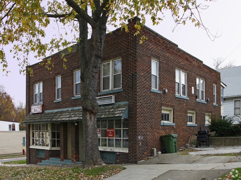 902 High St, Fairport Harbor, OH for lease - Building Photo - Image 3 of 3