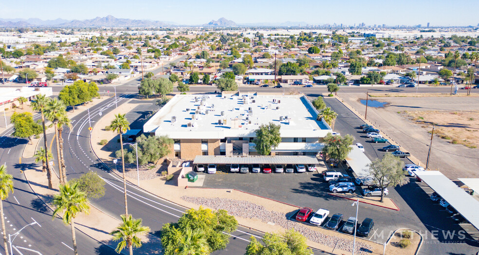 4616 N 51st Ave, Phoenix, AZ for lease - Building Photo - Image 3 of 4