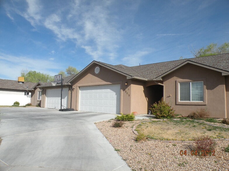 3006 1/2 Oakwood Dr, Grand Junction, CO for sale - Building Photo - Image 2 of 4