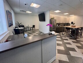 11075 S State St, Sandy, UT à louer Photo du bâtiment- Image 1 de 8