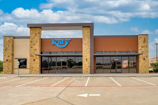 More details for 23615 FM 1093 Rd, Richmond, TX - Retail for Lease
