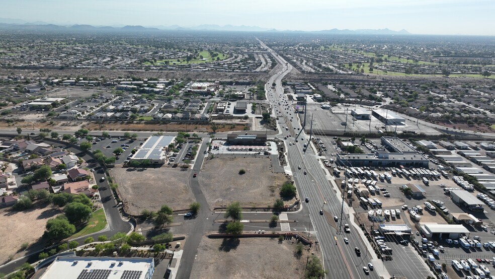 11548 W Bell Rd, Surprise, AZ à vendre - Photo du bâtiment - Image 1 de 14