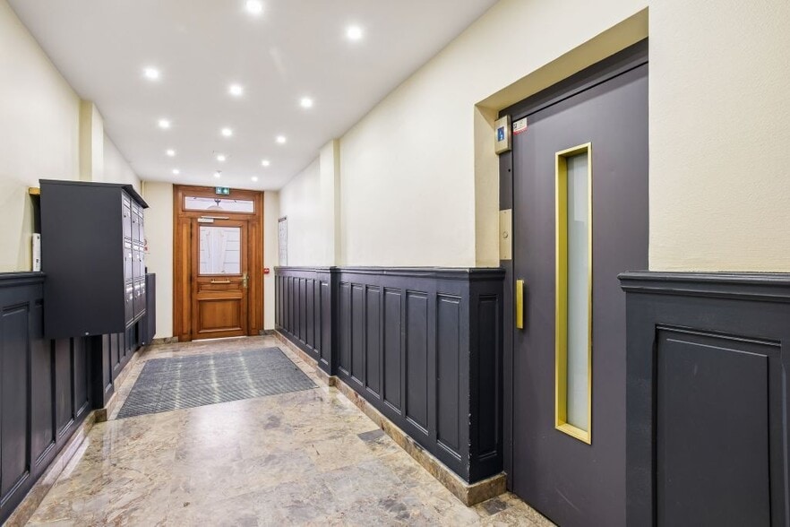 26 Rue De Mogador, Paris à louer - Hall d’entrée - Image 3 de 10