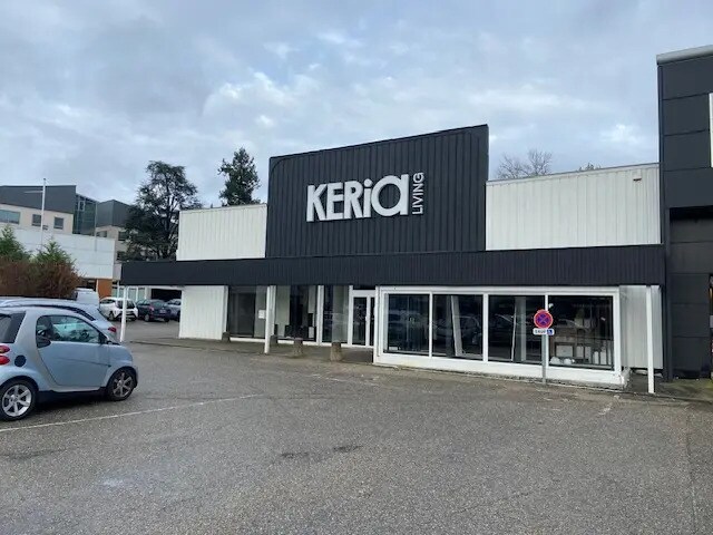 Retail in Limonest for lease Building Photo- Image 1 of 8