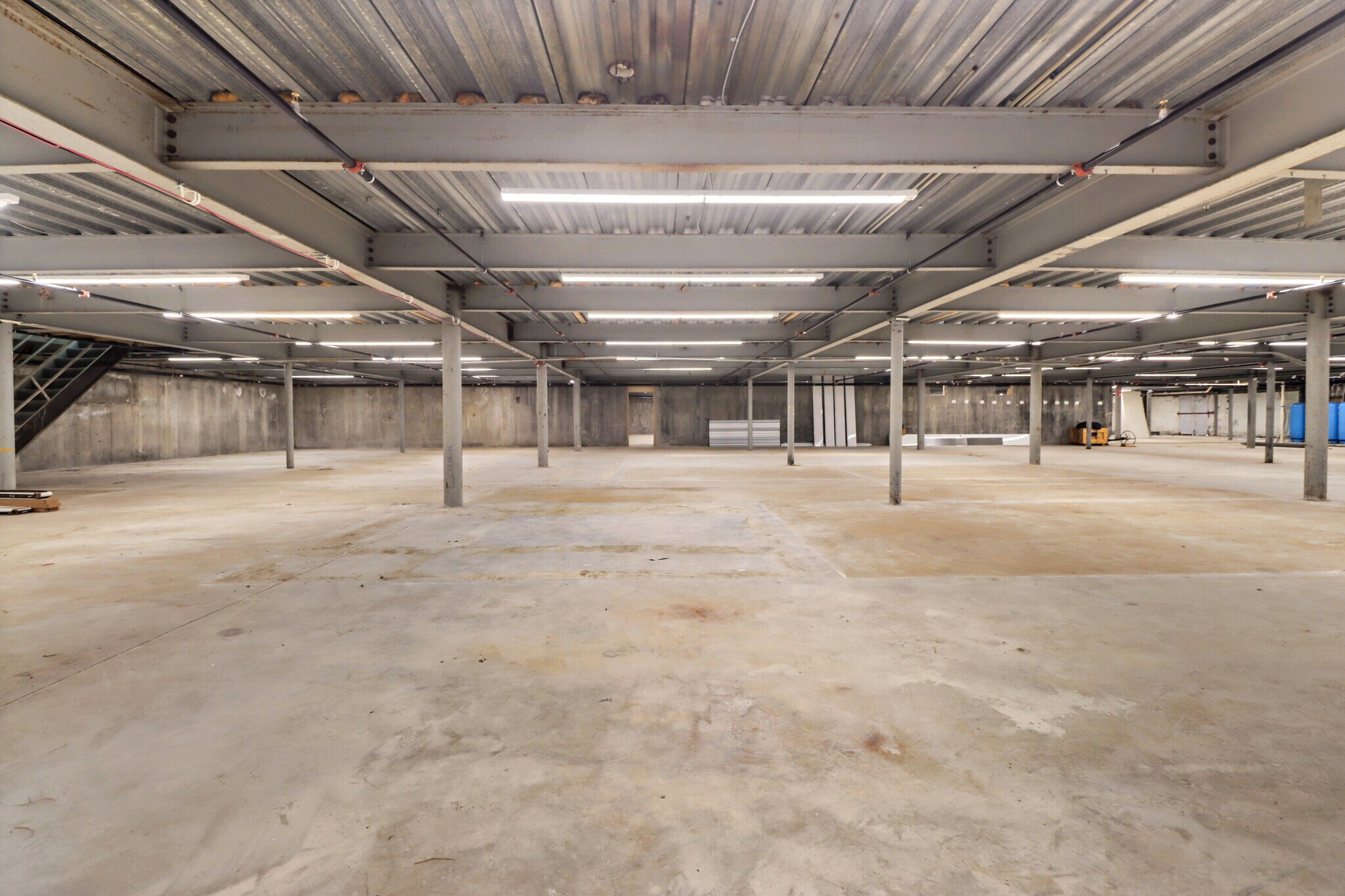 543 Wauregan Rd, Danielson, CT for lease Interior Photo- Image 1 of 7