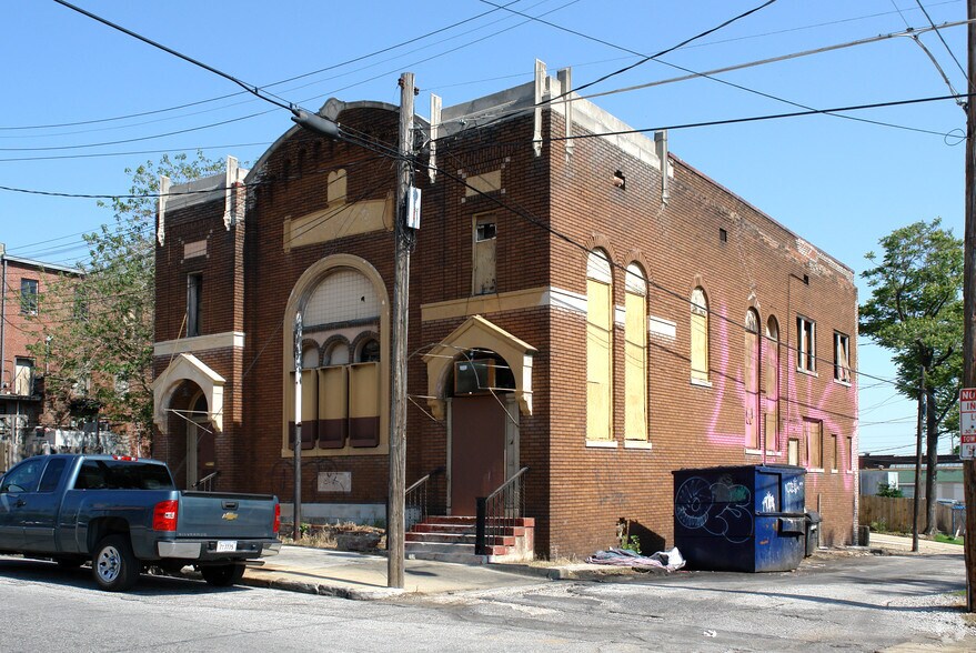 112 Jackson Ave, Memphis, TN à vendre - Photo du bâtiment - Image 3 de 4