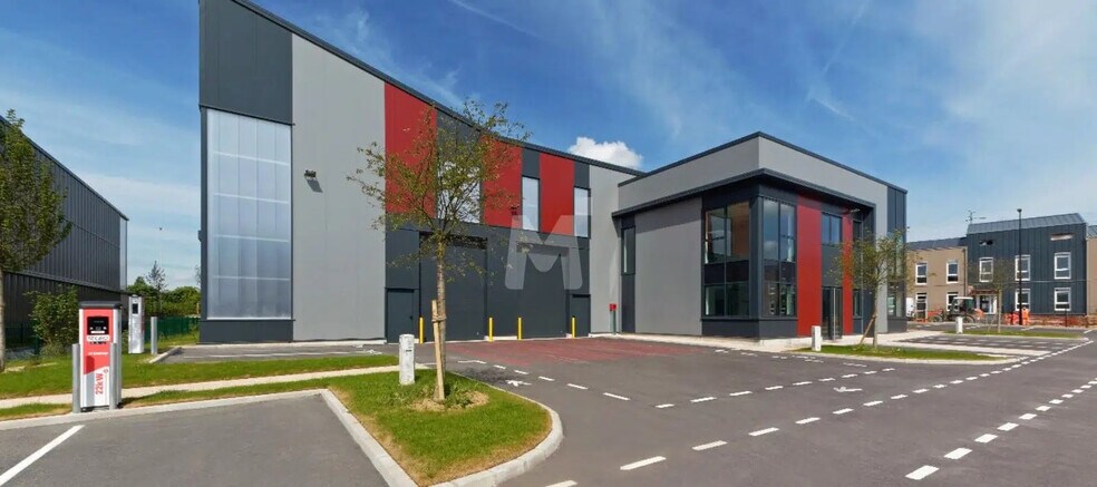 Flex dans Limeil-Brévannes à louer - Photo du bâtiment - Image 2 de 10