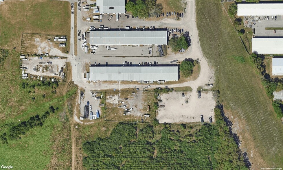 5180-5186 52nd St, Clearwater, FL à louer - Aérien - Image 2 de 12