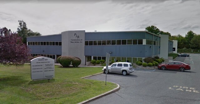 200 Daniels Way, Freehold, NJ à louer - Photo du bâtiment - Image 1 de 3