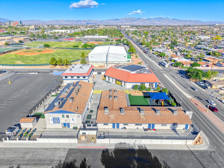 2141 E Owens Ave, North Las Vegas, NV for sale - Building Photo - Image 2 of 16