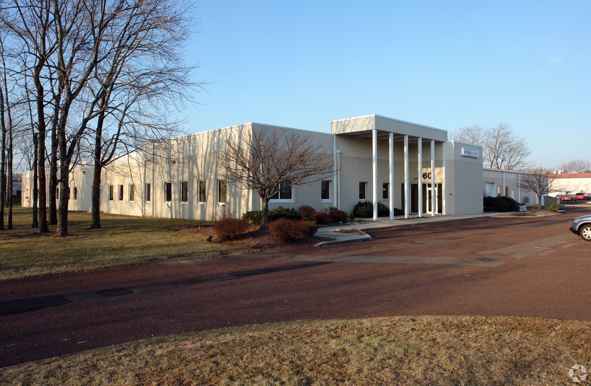 160 Commerce Dr, Montgomeryville, PA for lease Primary Photo- Image 1 of 6