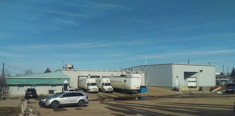 9750 35th Ave NW, Edmonton, AB for sale Primary Photo- Image 1 of 1