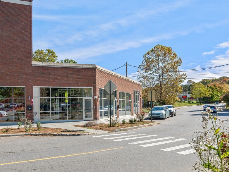 408 Depot St, Asheville, NC à vendre - Photo du bâtiment - Image 2 de 4