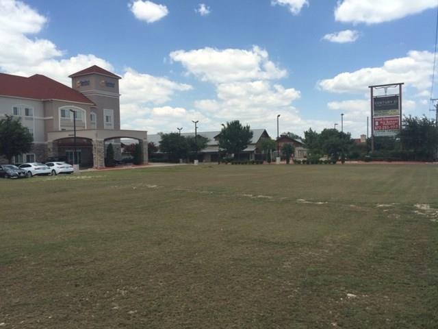 1419 N Highway 67, Cedar Hill, TX for sale - Primary Photo - Image 1 of 9