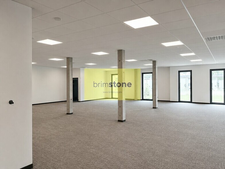 109 Cours Balguerie Stuttenberg, Bordeaux for lease - Interior Photo - Image 1 of 10