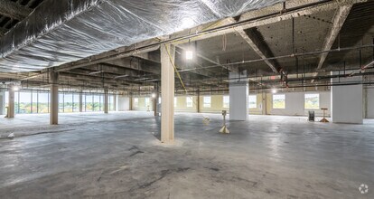 200 Exchange St, Malden, MA for lease Interior Photo- Image 2 of 7