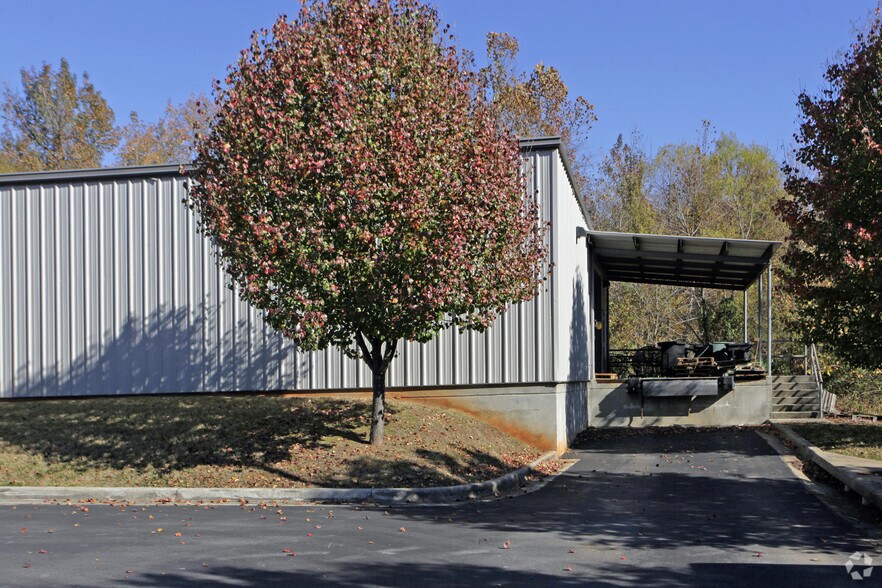 132 Jetplex Ln, Madison, AL à vendre - Photo du bâtiment - Image 2 de 3