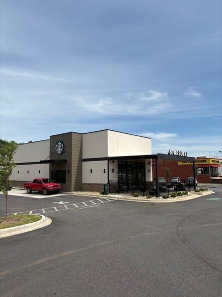 3235 Augusta St, Greenville, SC for sale - Building Photo - Image 2 of 6