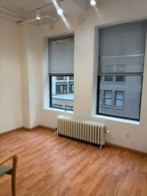 237 W 37th St, New York, NY for lease Interior Photo- Image 1 of 3