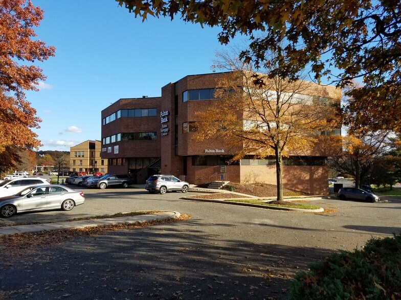 7505 Greenway Center Dr, Greenbelt, MD à louer - Photo du bâtiment - Image 1 de 6