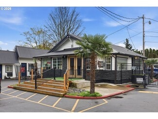 Plus de détails pour 11324 NE Sandy Blvd, Portland, OR - Services hôteliers à vendre