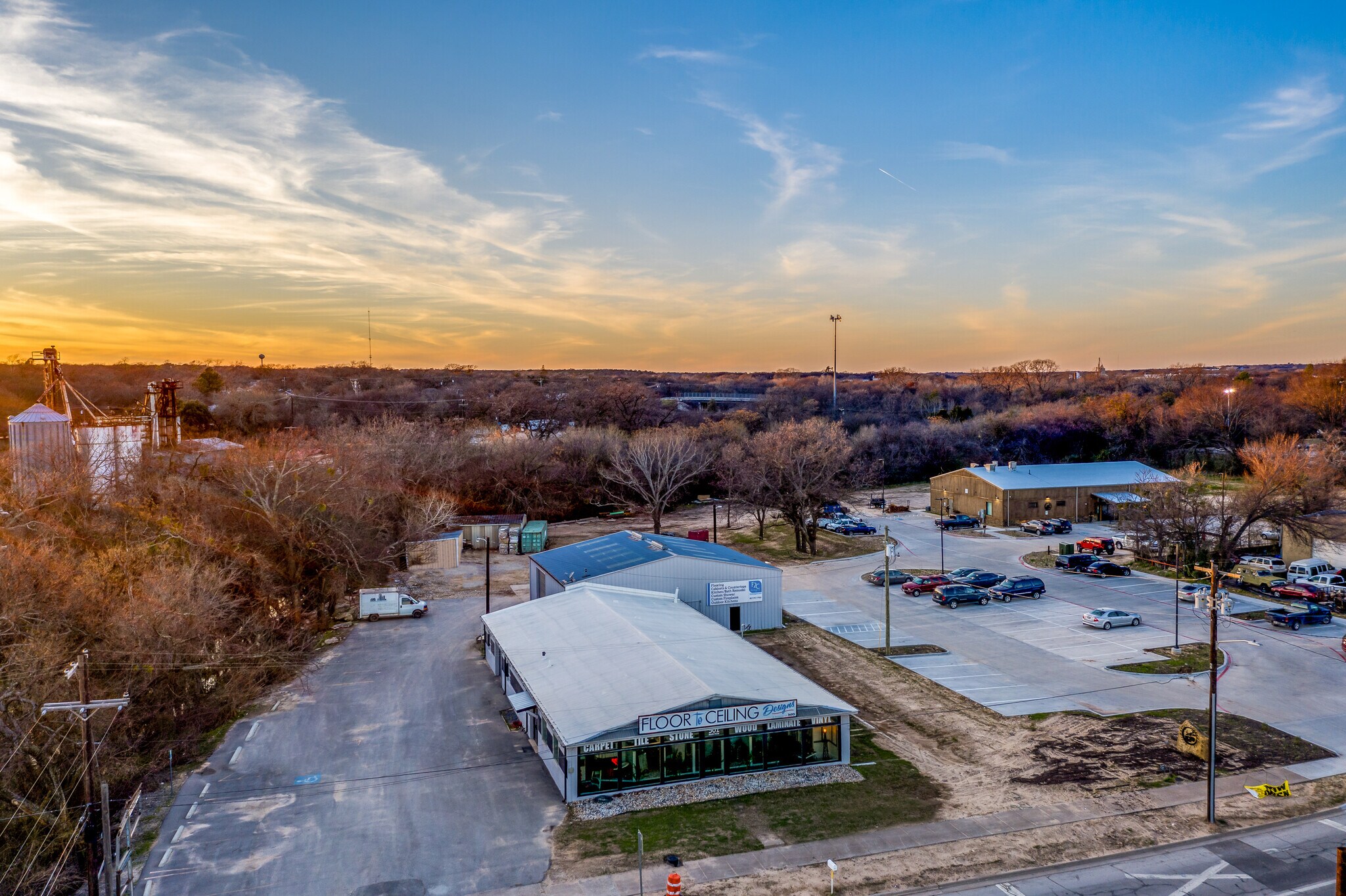 501 N Main St, Weatherford, TX à vendre Photo du bâtiment- Image 1 de 1