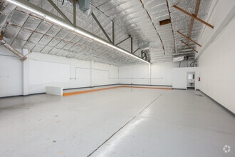 7500 14th Ave, Sacramento, CA for lease Interior Photo- Image 2 of 5