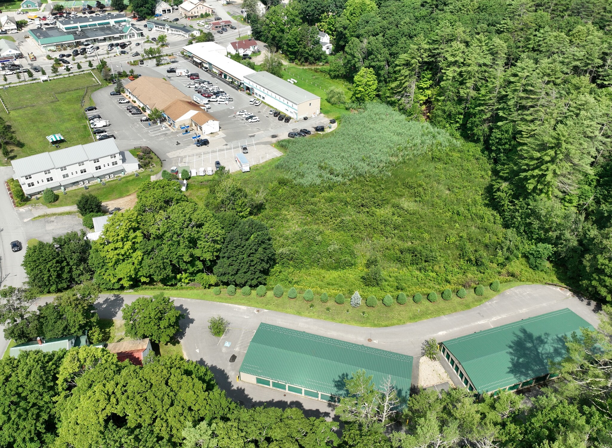 Clarke Plaza/Wolfeboro Shopping Ctr portfolio of 2 properties for sale on LoopNet.ca Aerial- Image 1 of 10
