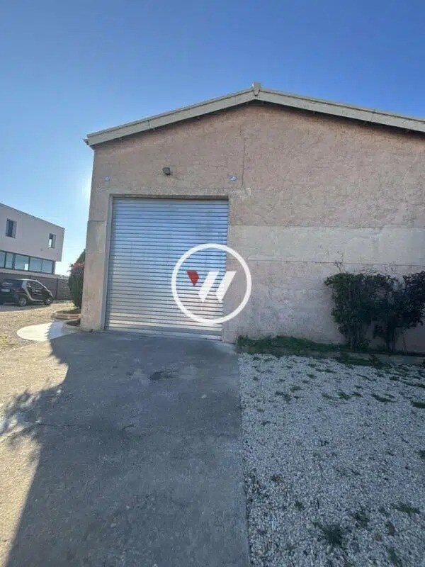 Flex in Aix-en-Provence for lease Primary Photo- Image 1 of 2