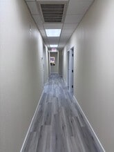 2820 E Flamingo Rd, Las Vegas, NV for lease Interior Photo- Image 1 of 9