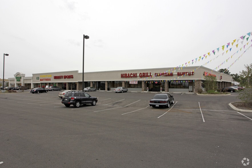 222-242 Thompsonville Ln, Oak Grove, KY for lease - Primary Photo - Image 1 of 5