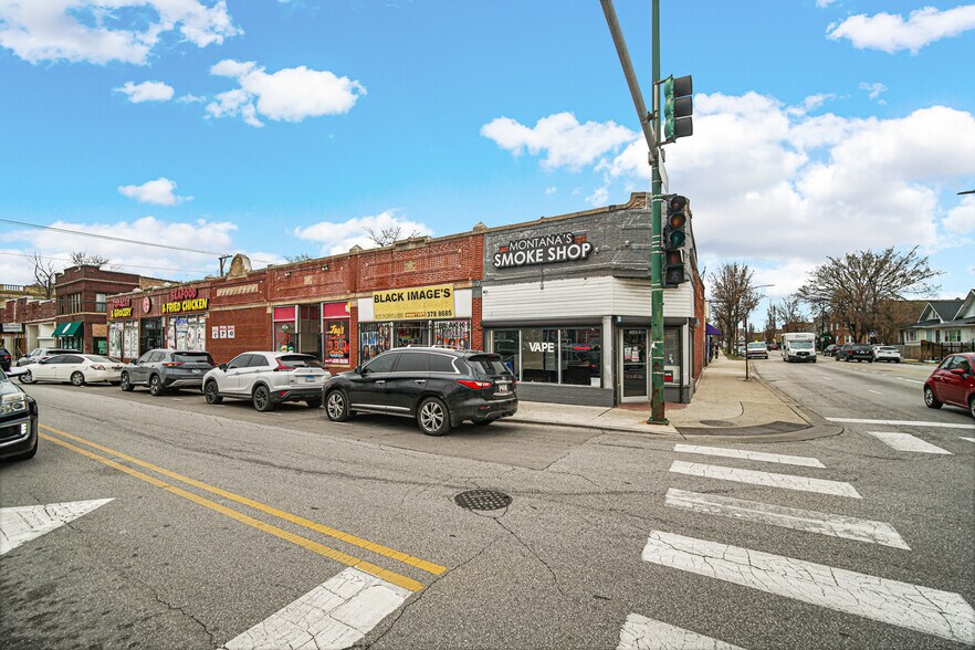 5600-5612 W Division St, Chicago, IL à vendre - Photo du bâtiment - Image 2 de 32