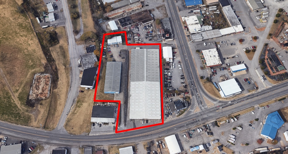 1315 College St, Clarksville, TN for lease - Building Photo - Image 2 of 13