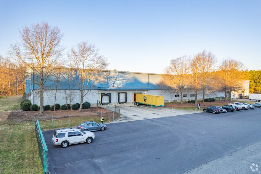275 Picketts Line, Newport News, VA à louer - Photo principale - Image 1 de 13