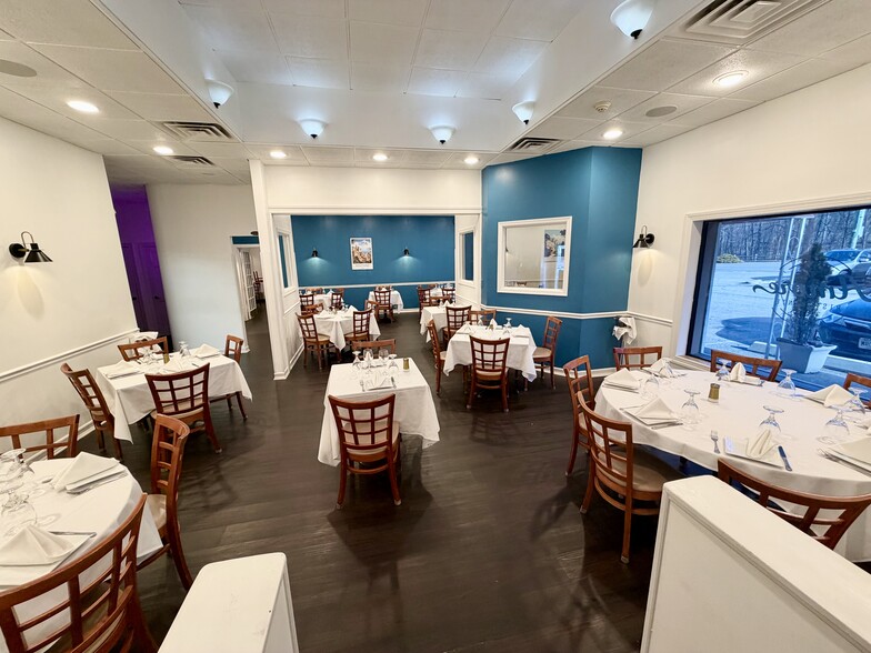 136-154 Rifle Camp Rd, Woodland Park, NJ à vendre - Photo du bâtiment - Image 2 de 23